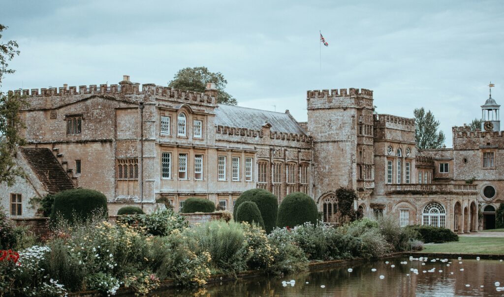 Villa inglese, ambientazione di molti classici della letteratura inglese del primo Ottocento